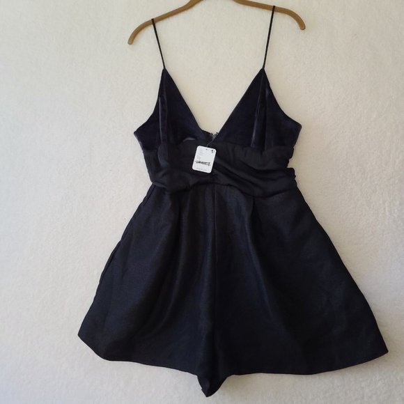 Free People Skylie Saylor Romper 10 Black Dressy Night Out Velvety Pockets NWT - Picture 14 of 14